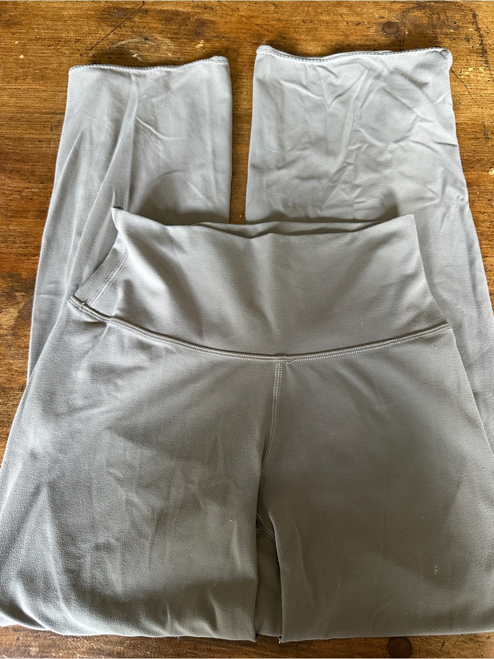 Golden By Aritzia Leggings